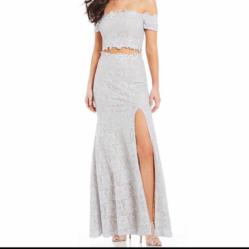 Light blue sparkly two piece prom dress 💙